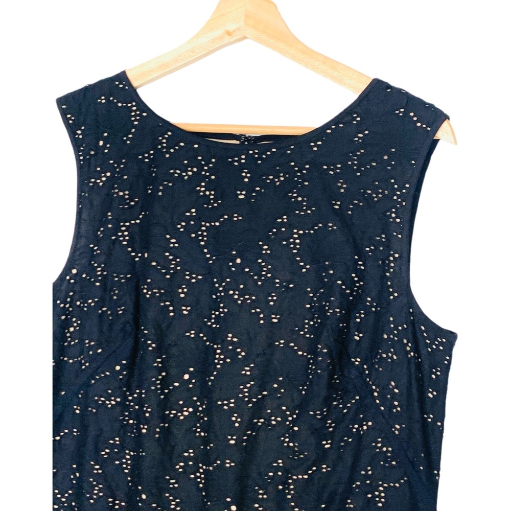Loft by Ann Taylor Black Eyelet Lace Sleeveless Shift Dress Size 10 NWT - Picture 3 of 11